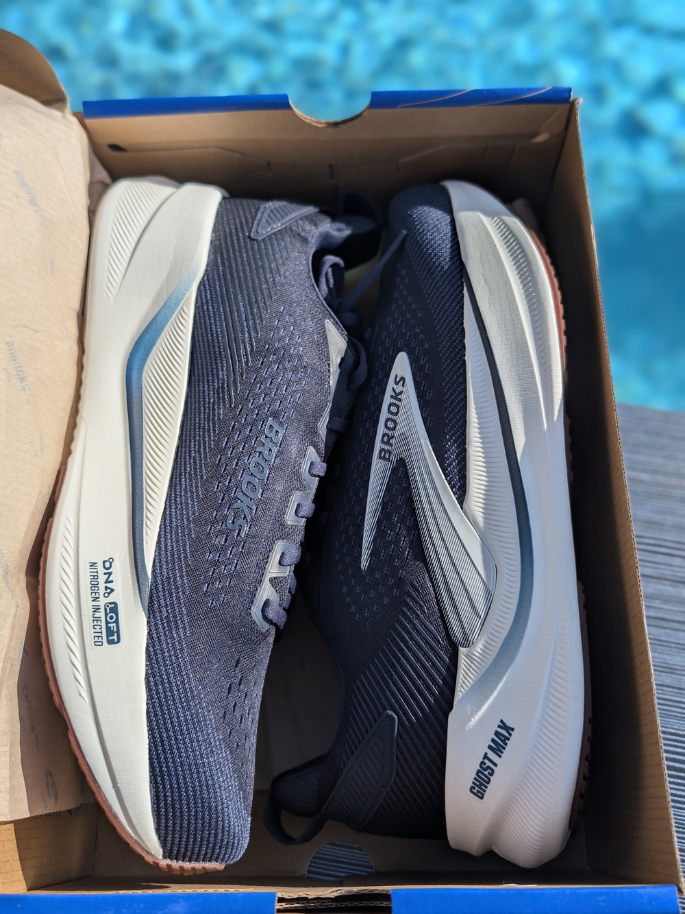 Brooks Ghost Max 4 Men's Size 12 Wide(2E) Navy Biscuit Running Shoes 1104962E463 - Picture 7 of 12